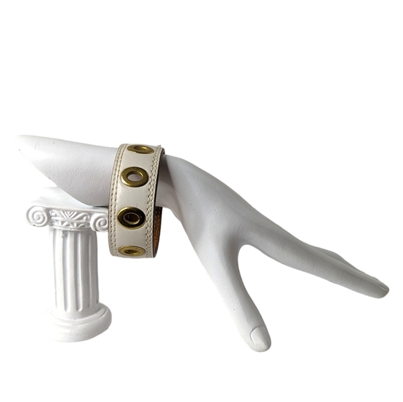 Coach White Leather & Gold Grommet Minimalist Bangle Bracelet - Picture 2 of 8